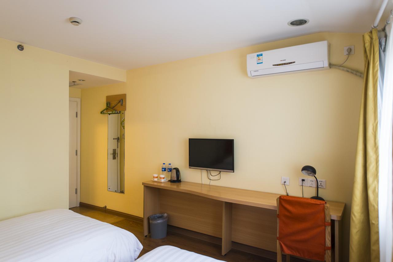Home Inn Chongqing Jiangbei Airport Shuangfeng Road Exterior foto